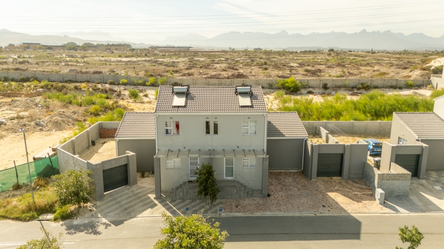 3 Bedroom Property for Sale in Bardale Village Western Cape